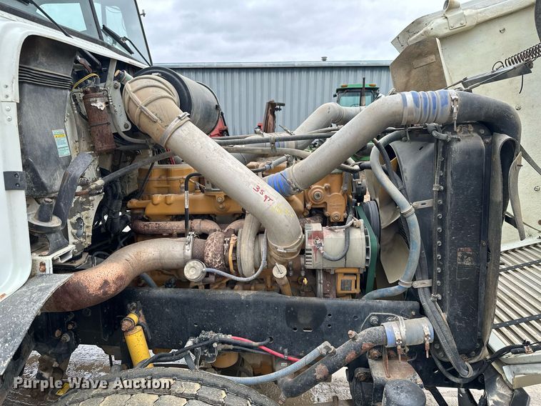 image for item JE9449 1999 Freightliner FLD  dump truck