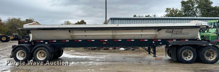 image for item JE9452 2015 Side Dump Industries  side dump trailer