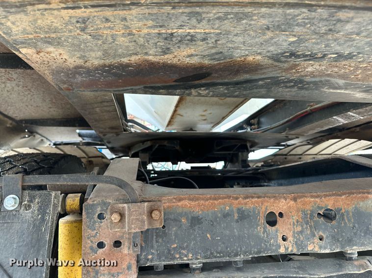 image for item JE9452 2015 Side Dump Industries  side dump trailer