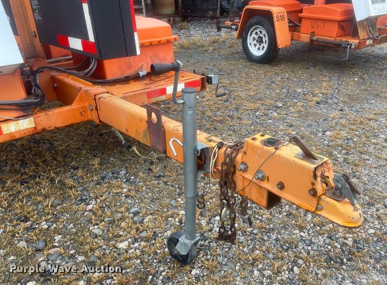 image for item JE9464 (2) National Signal VU Pointe 15429 message board trailers