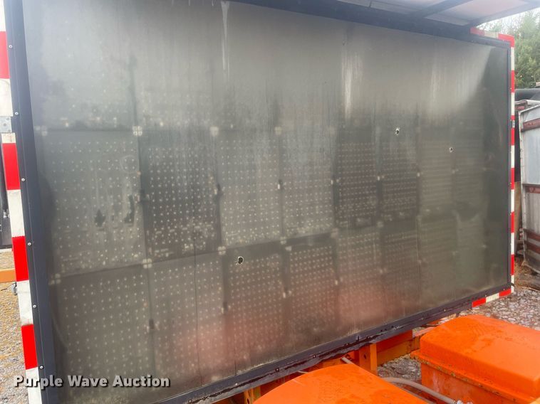 image for item JE9464 (2) National Signal VU Pointe 15429 message board trailers