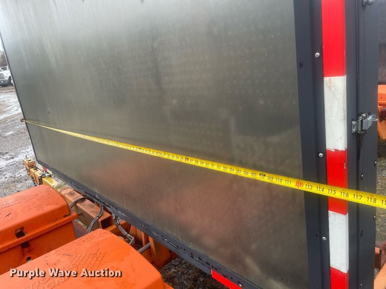 image for item JE9464 (2) National Signal VU Pointe 15429 message board trailers