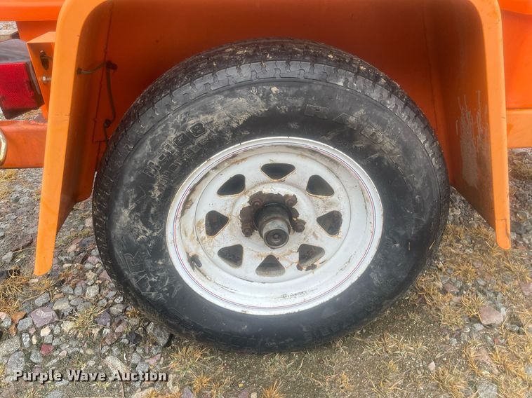 image for item JE9464 (2) National Signal VU Pointe 15429 message board trailers