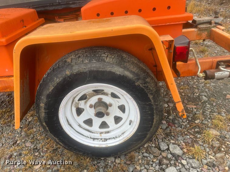 image for item JE9464 (2) National Signal VU Pointe 15429 message board trailers