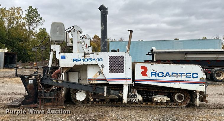 image for item JE9465 1996 Roadtec RP185-10  paver