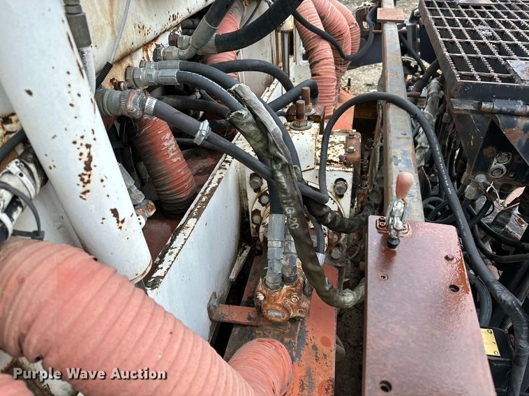 image for item JE9465 1996 Roadtec RP185-10  paver