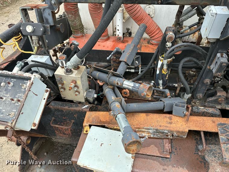 image for item JE9465 1996 Roadtec RP185-10  paver