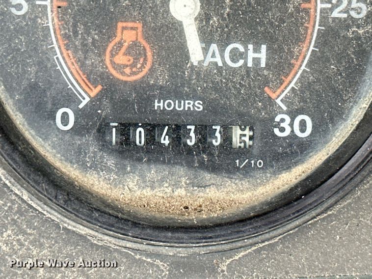 image for item JE9465 1996 Roadtec RP185-10  paver