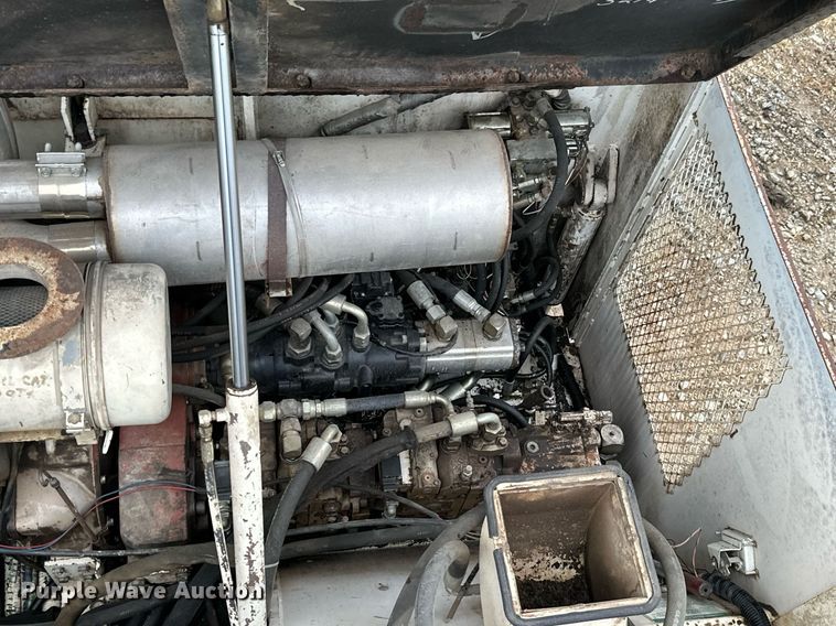 image for item JE9465 1996 Roadtec RP185-10  paver