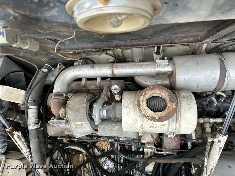 image for item JE9465 1996 Roadtec RP185-10  paver