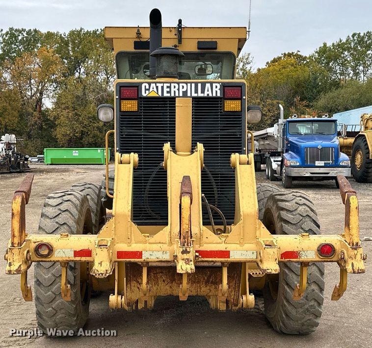 image for item JE9467 2004 Caterpillar 140H  motor grader