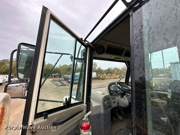 image for item JE9469 2005 Terex TA27  haul truck