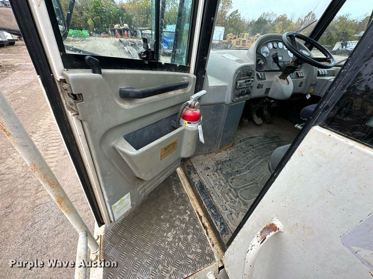 image for item JE9469 2005 Terex TA27  haul truck