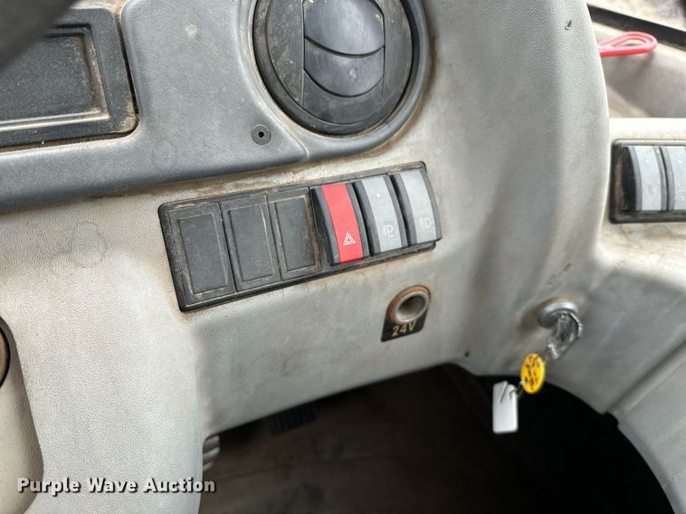 image for item JE9469 2005 Terex TA27  haul truck