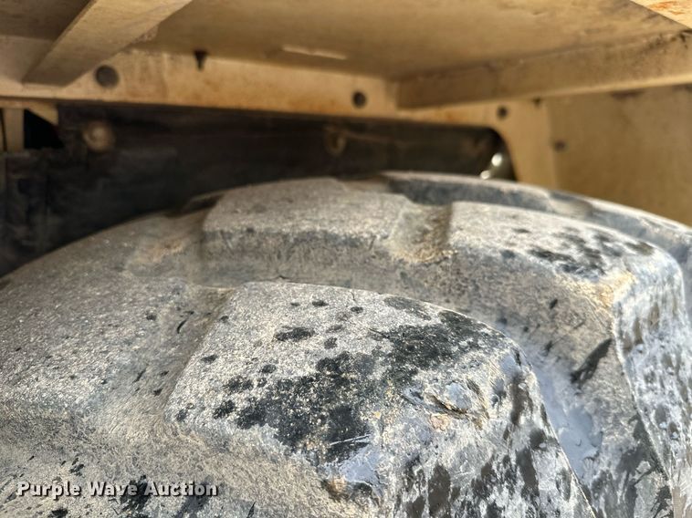 image for item JE9469 2005 Terex TA27  haul truck