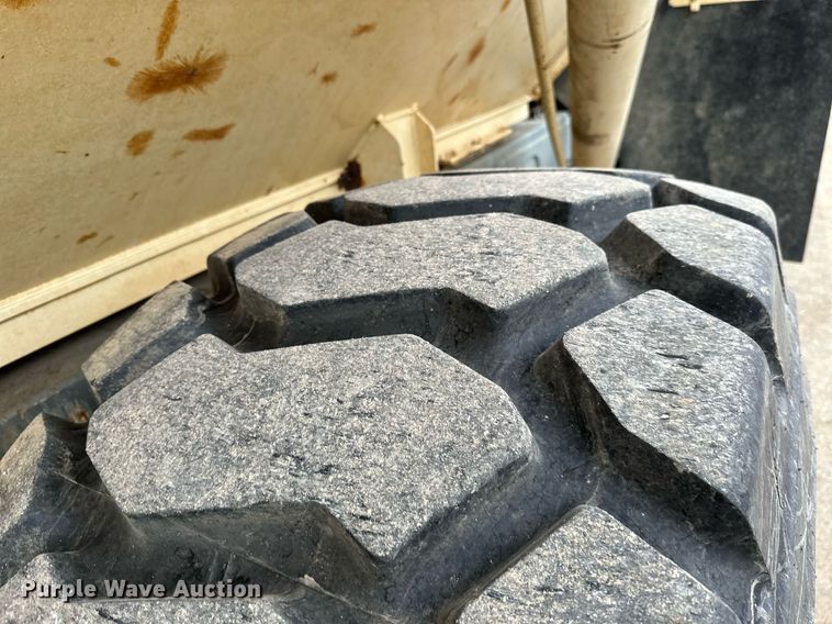 image for item JE9469 2005 Terex TA27  haul truck