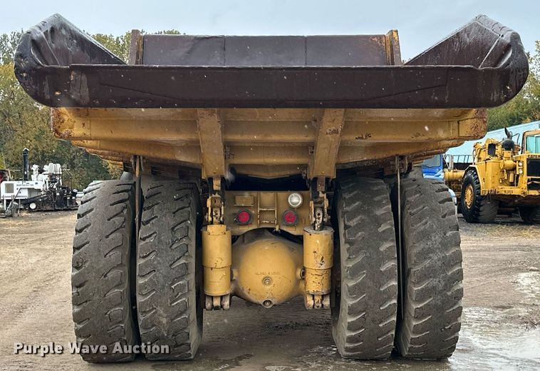 image for item JE9470 1981 Caterpillar 769C  haul truck
