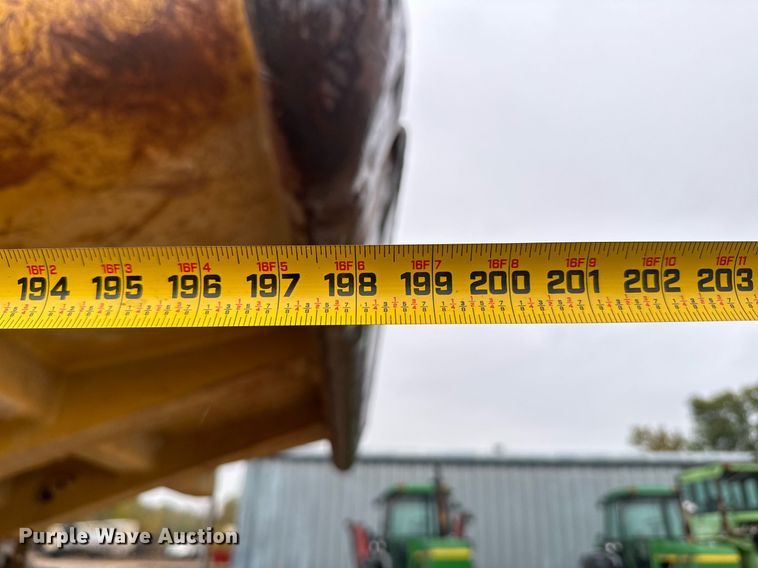 image for item JE9470 1981 Caterpillar 769C  haul truck