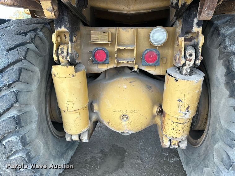 image for item JE9470 1981 Caterpillar 769C  haul truck