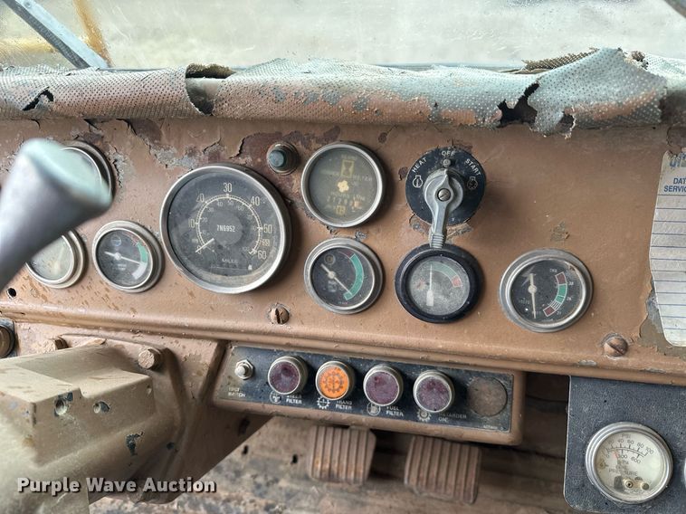 image for item JE9470 1981 Caterpillar 769C  haul truck