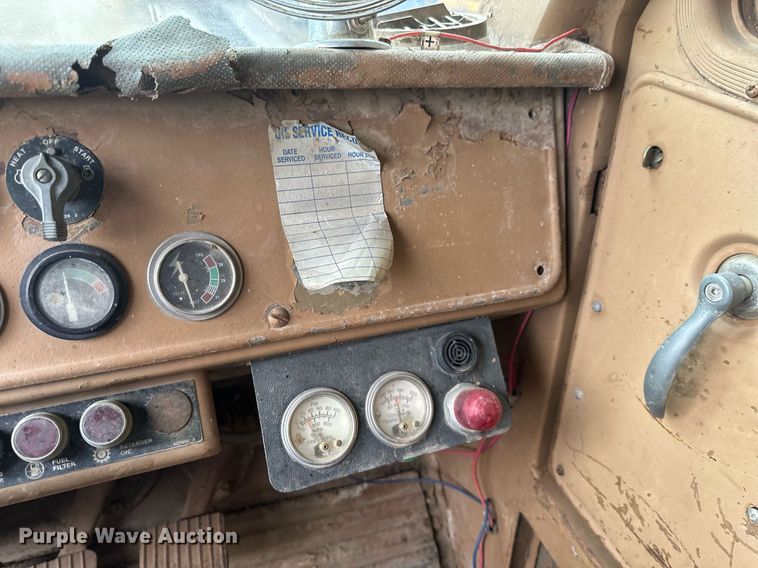 image for item JE9470 1981 Caterpillar 769C  haul truck