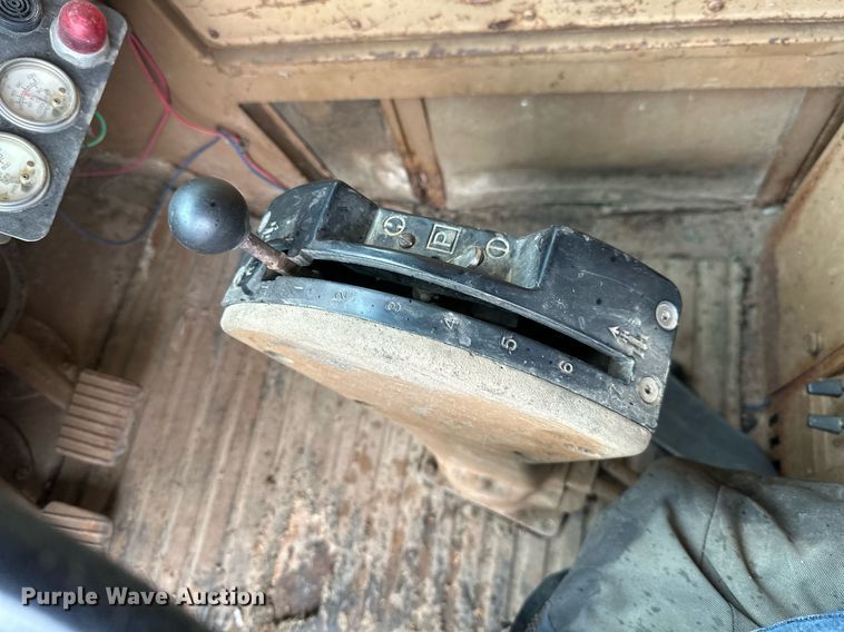 image for item JE9470 1981 Caterpillar 769C  haul truck