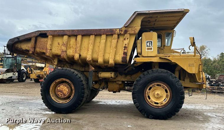 image for item JE9471 1975 Caterpillar 769B  haul truck