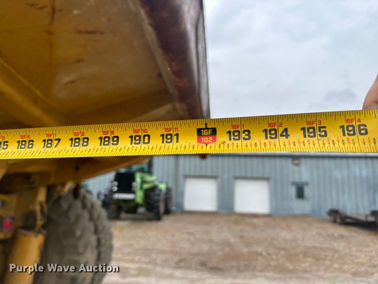 image for item JE9471 1975 Caterpillar 769B  haul truck