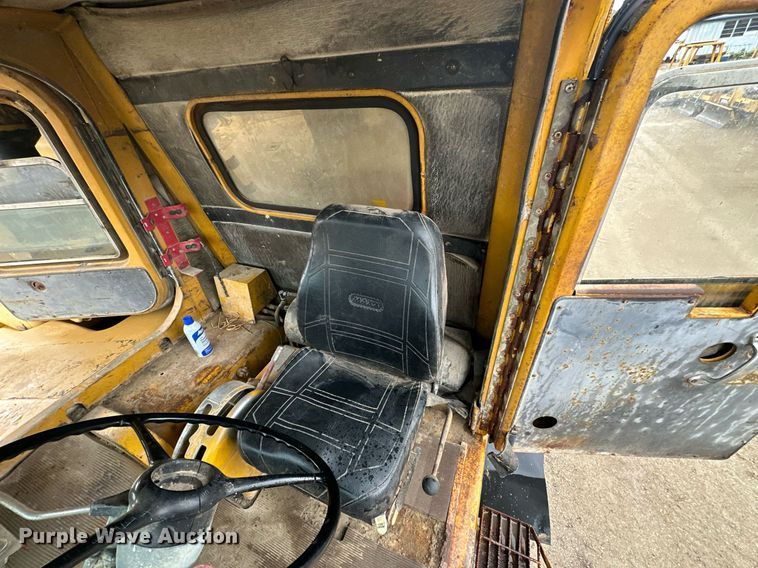 image for item JE9471 1975 Caterpillar 769B  haul truck