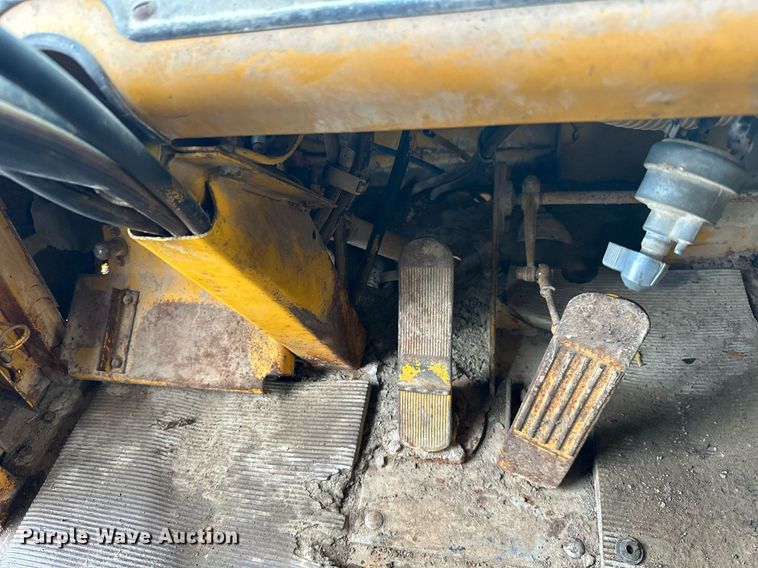 image for item JE9471 1975 Caterpillar 769B  haul truck