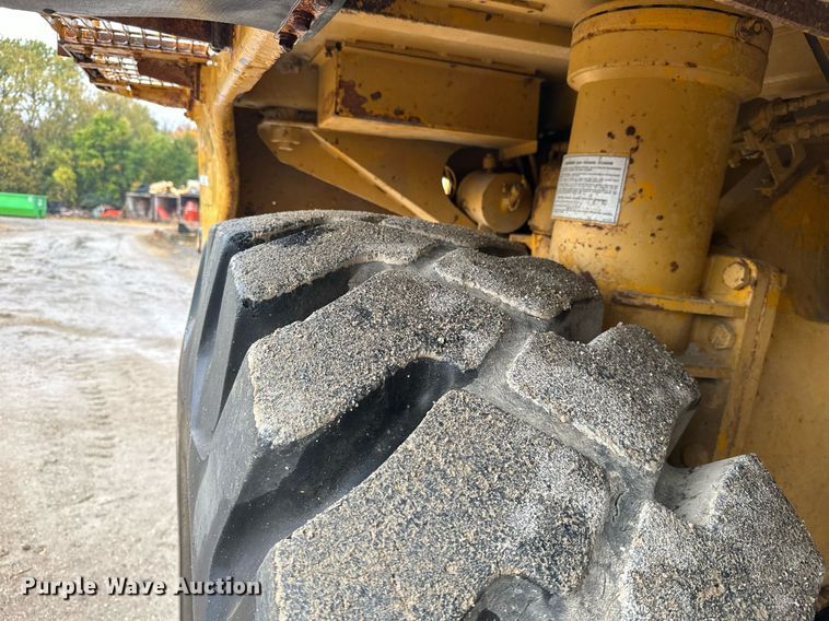 image for item JE9471 1975 Caterpillar 769B  haul truck