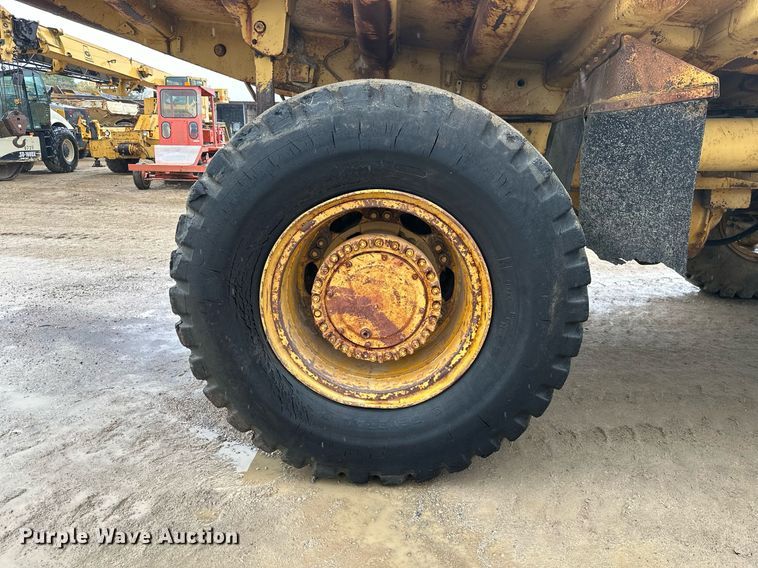 image for item JE9471 1975 Caterpillar 769B  haul truck