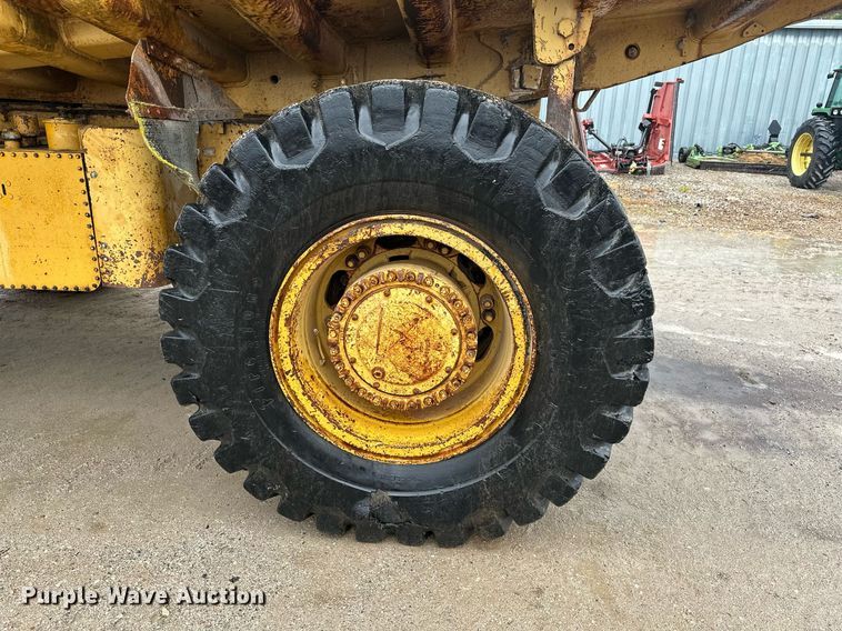 image for item JE9471 1975 Caterpillar 769B  haul truck