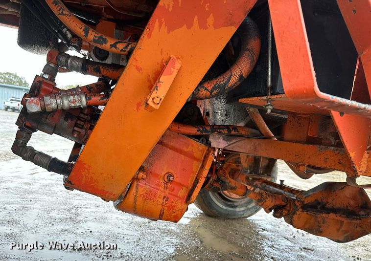 image for item JE9476 1987 Broce RC300  broom