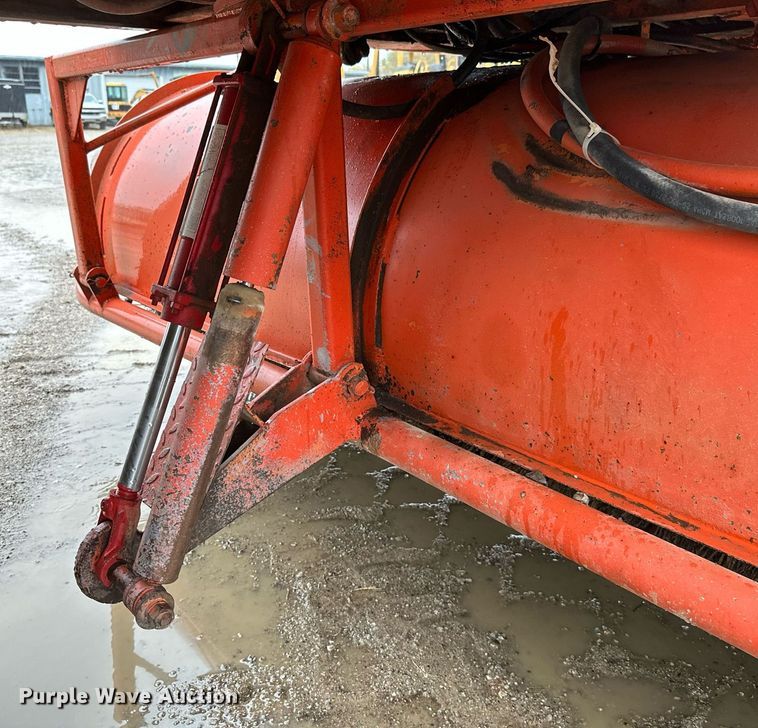 image for item JE9476 1987 Broce RC300  broom