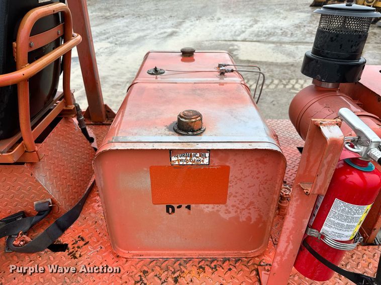 image for item JE9476 1987 Broce RC300  broom