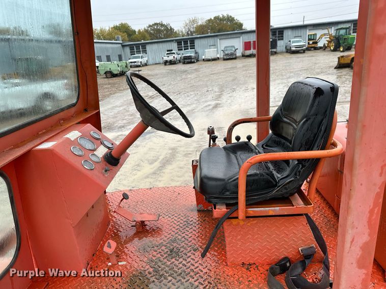 image for item JE9476 1987 Broce RC300  broom