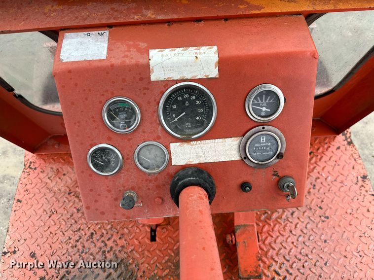 image for item JE9476 1987 Broce RC300  broom