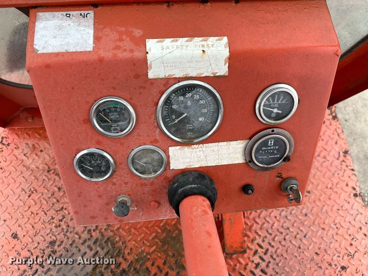 image for item JE9476 1987 Broce RC300  broom