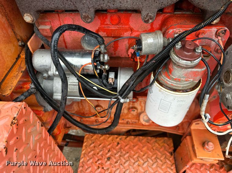 image for item JE9476 1987 Broce RC300  broom