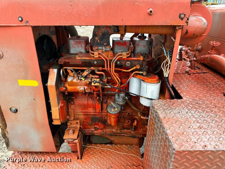 image for item JE9476 1987 Broce RC300  broom