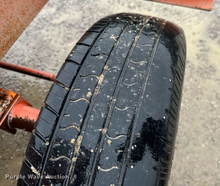 image for item JE9476 1987 Broce RC300  broom