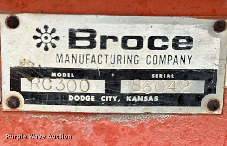 image for item JE9476 1987 Broce RC300  broom