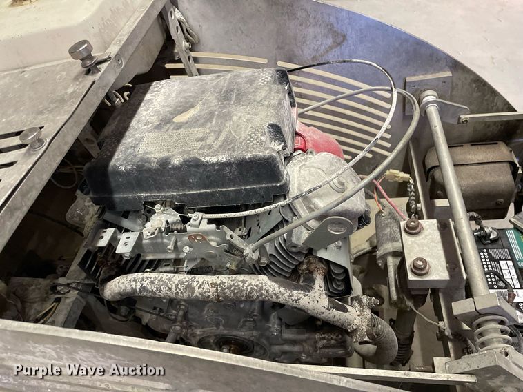 image for item JE9482 Soff-Cut GX3000  concrete saw