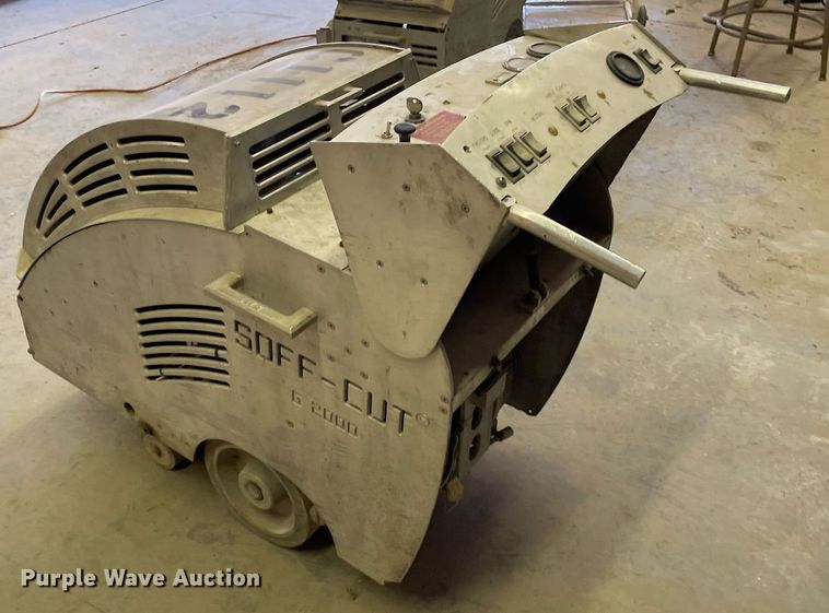 image for item JE9483 (2) Soff-Cut G2000 concrete saws