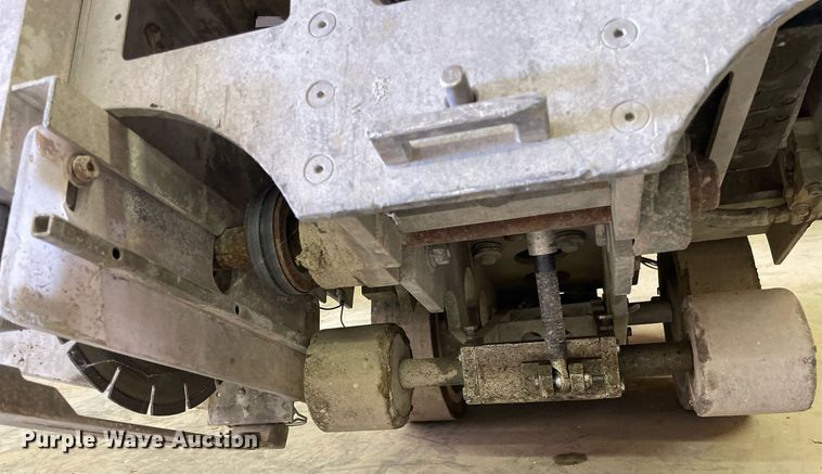 image for item JE9483 (2) Soff-Cut G2000 concrete saws