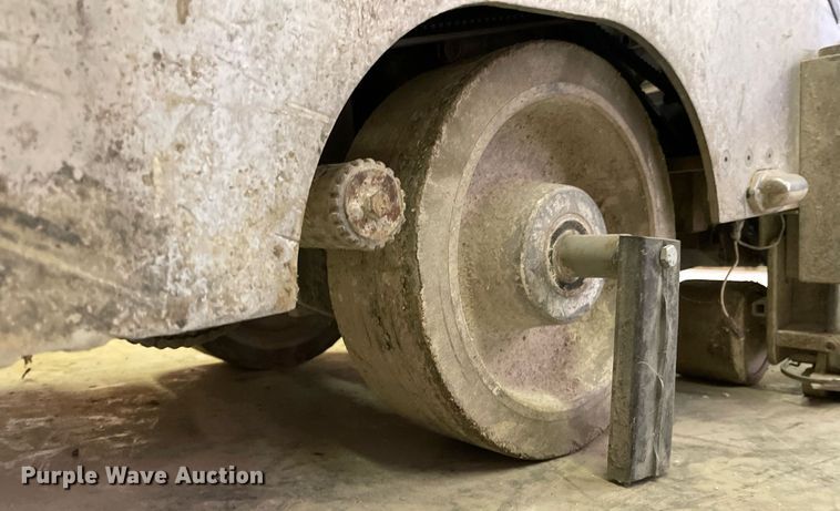 image for item JE9483 (2) Soff-Cut G2000 concrete saws