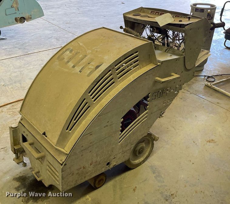 image for item JE9483 (2) Soff-Cut G2000 concrete saws