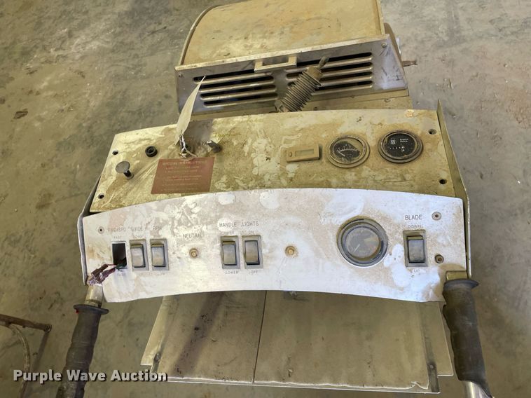 image for item JE9483 (2) Soff-Cut G2000 concrete saws