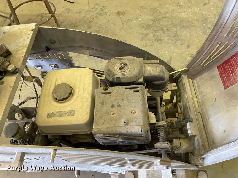 image for item JE9483 (2) Soff-Cut G2000 concrete saws